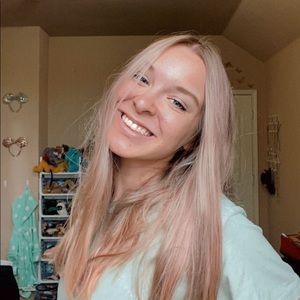 Meet your Posher, Faith